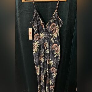 Just Be Navy and Cream Stitch Detail Top